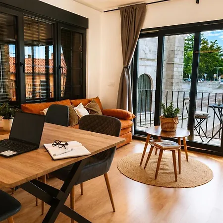 Apto Mejores Vistas A La Muralla Con Parking Y Aire Acondicionado Apartment Ávila