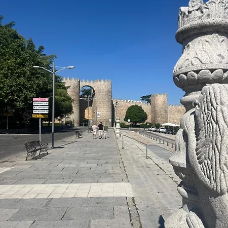 Apto Mejores Vistas A La Muralla Con Parking Y Aire Acondicionado * Ávila